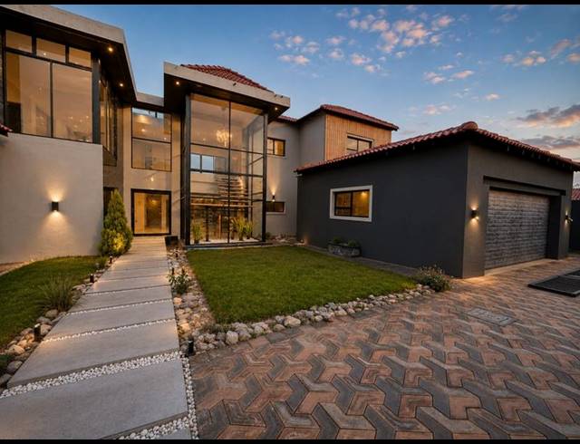 5 BEDROOM HOUSE FOR SALE IN BIRDWOOD ESTATE